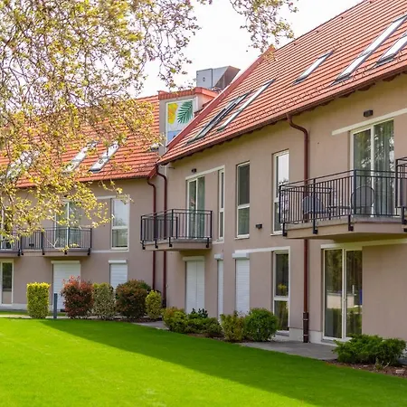 Freshgarden 102 Apartment Siófok